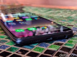 Unboxing Oppo A83, Ponsel Selfie Pintar Ramah Kantong