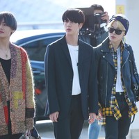 Selain wajah menawan, penampilan Jin juga didukung dengan tubuh yang tinggi dan pundak yang lebar. Foto: Instagram