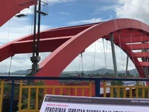 Diminta Dihentikan, Proyek Jembatan Holtekamp Papua Jalan Terus