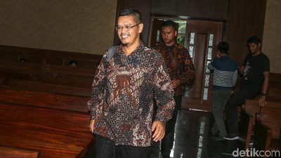 Yudi Widiana Adia Dituntut 10 Tahun Penjara