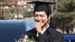 Intip Gantengnya Park Bo Gum saat Diwisuda