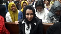 Agenda sidang perdana merupakan pembacaan surat dakwaan (Foto: Faiq Hidayat/detikcom)