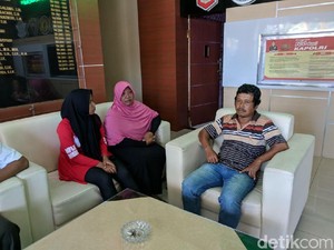 Tiba di Lamongan, Keluarga Penyerang Kiai Menuju RS Bhayangkara