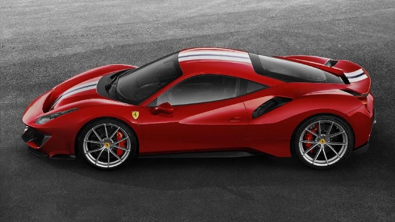 Ilustrasi Ferrari 488 GTB Pista Foto: Pool (Motor1) Ilustrasi Ferrari 488 GTB Pista Foto: Pool (Motor1)