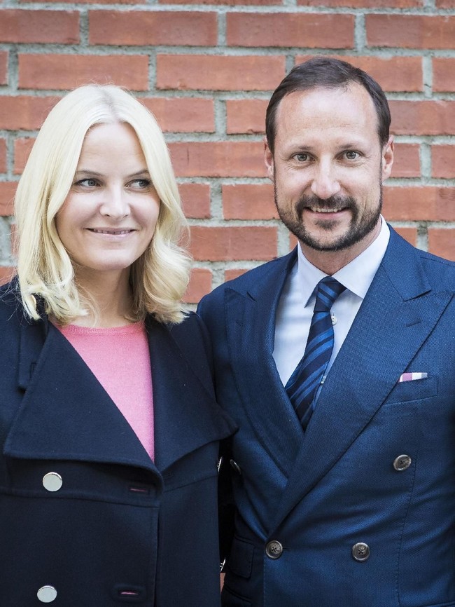 Di akhir tahun 90-an, Mette-Marit bertemu dengan Pangeran Haakon di sebuah festival musik. Saat itu keduanya belum memiliki hubungan.  Foto: Getty Images