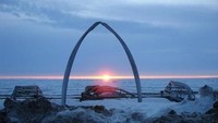 Berada di paling utara Alaska, Kota Baron sering jadi daerah yang sering dilewatkan. Tempat yang identik dengan salju ini punya banyak benda-benda peninggalan seperti tulang paus yang super besar. (dok Tripadvisor)