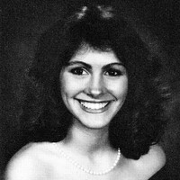 Julia Roberts di tahun 1985, saat lulus dari Campbell High School di Georgia. Foto: InStyle