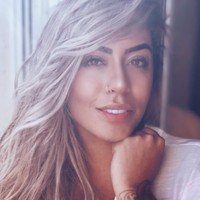 Kenalan dengan Rafaella Becran. Ia adalah adik Neymar, pesepak bola klub Prancis Paris Saint-Germain yang dapat predikat sebagai pemain sepak bola termahal sejagat karena memiliki pendapatan Rp 481 miliar. Foto: Instagram