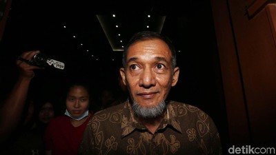 Eks Pejabat Bakamla Dituntut 5 Tahun Penjara