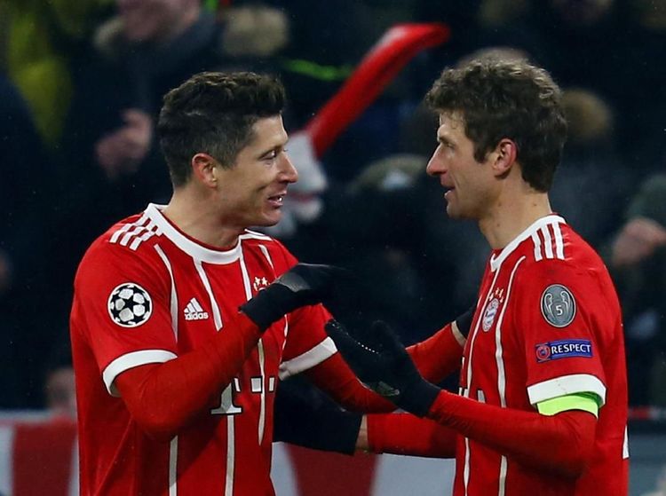 Foto: Lewandowski Tokcer, Mueller Buntuti Messi dan Ronaldo