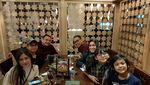 Begini Keseruan Uya Kuya dan Keluarga Saat Makan Enak