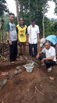 Pernah Tinggal di Kandang Sapi, Kakek Sakri Segera Punya Rumah Baru