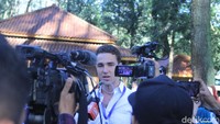Gary hadir dalam acara kunjungan Presiden Joko Widodo (Jokowi) ke Situ Cisanti. Dia berkesempatan membuat vlog bareng orang nomor satu di Indonesia tersebut.