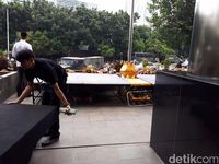 Suasana penyambutan Novel Baswedan di gedung KPK