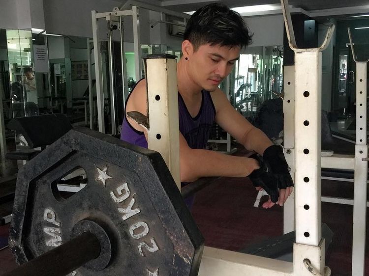 Ingat Roy Jordy Suliwa Angling Dharma? Kini Makin Ganteng dan Bugar!