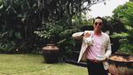 Intip Seru dan Kerennya Daniel Mananta Berpose Bareng Makanan