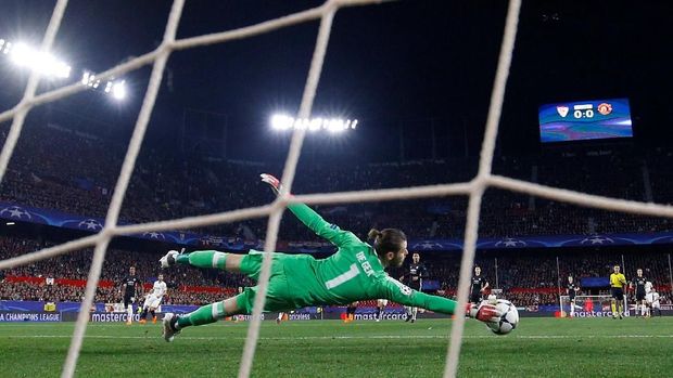 David De Gea jadi jusruselamat Manchester United di Roman Sanchez Pizjuan.