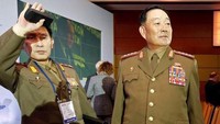 Diketahui bahwa Kim Yong-Chol juga memimpin Departemen Front Bersatu, kantor otoritas Korut yang bertanggung jawab menangani urusan antar-Korea.