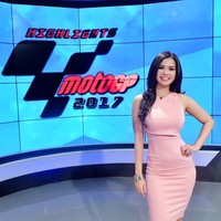 Bahkan ada netizen yang mengaku tidak jadi mengantuk saat menonton seri pertama Moto GP pada waktu dini hari karena kehadiran Maria Vania. Foto: Instagram