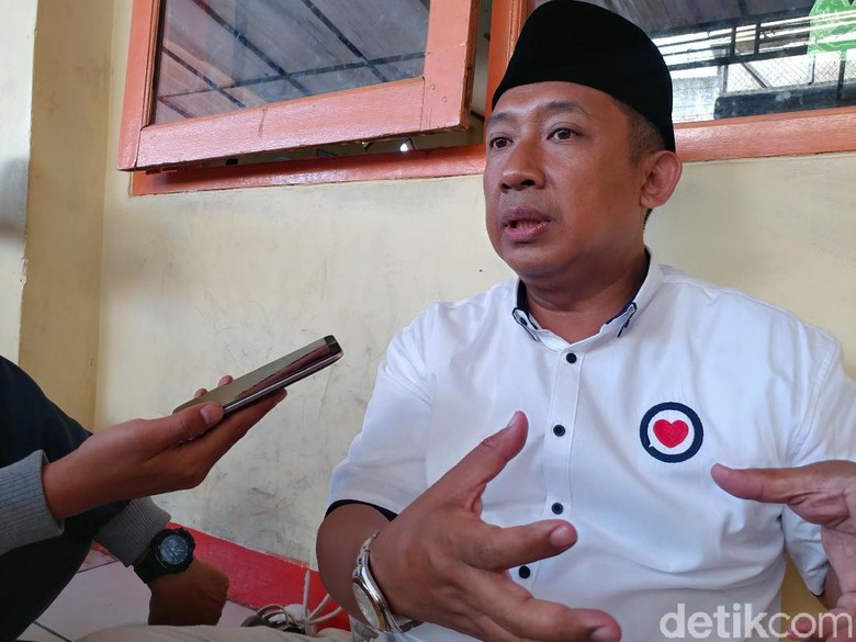 Cawawalkot Yana Janji Tuntaskan Banjir Bandung Satu Tahun Cawawalkot Yana Janji Tuntaskan Banjir Bandung Satu Tahun