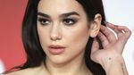Dua Lipa Super Seksi di Brit Awards 2018