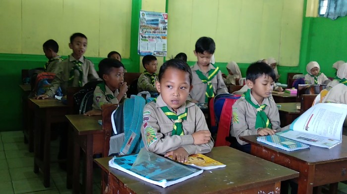 Meski Sebatang Kara, Semangat Belajar Eka Tetap Tinggi