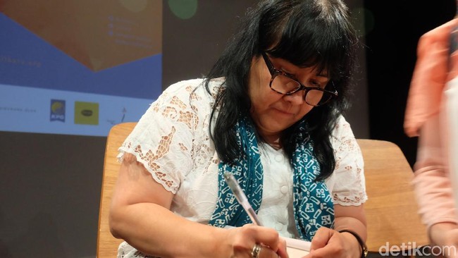Leila S Chudori Ajak Tokoh Ternama Ngobrolin Buku di Podcast