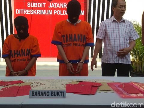 Tersangka pelaku peecehan seksual A dan MSH