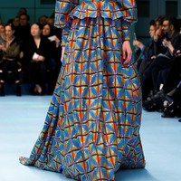 Pekan lalu, Gucci yang berada di bawah grup Kering mengumumkan, penjualannya mengalami kenaikan sebesar 45 persen di kuartal keempat 2017. Tak heran jika Gucci tampil maksimal untuk fashion show kali ini. (Foto: REUTERS/Tony Gentile)