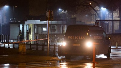 Foto: Penampakan Kedubes AS di Montenegro Usai Dilempari Peledak