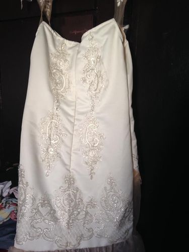 Contoh Miris Ekspektasi Vs Kenyataan, Gaun Pengantin Rp 7,8 Juta Ini Viral