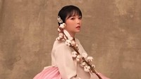 Gimana menurut kalian gaya Hong Jinyoung pasca oplas? (Foto: dok. Instagram Hong Jinyoung)