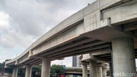 Meski di moratorium, Tol Desari Seksi I Antasari-Brigif menunjukkan perkembangan yang cukup baik. Hal ini tersebut terlihat dari bangunan fisik yang terlihat hampir menyambung seutuhnya dari Antasari sampai Brigif.