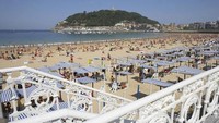 Di peringkat ke-6 ada Pantai La Concha yang terletak di San Sebastian, Spanyol. Lokasinya pun terletak tidak jauh dari ibukota (San Sebastian Tourism)