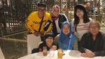 Begini Keseruan Uya Kuya dan Keluarga Saat Makan Enak
