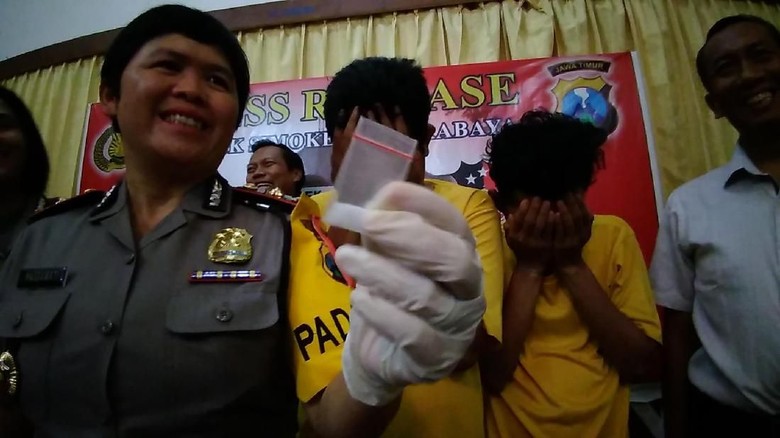 Kedapatan Membawa Sabu, Dua Pemuda Mengaku-aku Sebagai Wartawan Kedapatan Membawa Sabu, Dua Pemuda Mengaku-aku Sebagai Wartawan