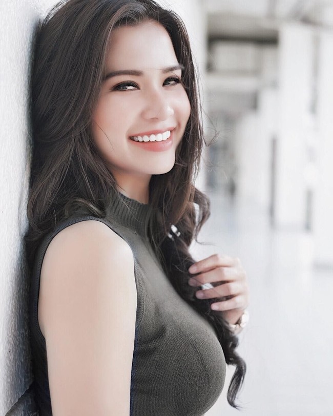 Maria Vania merupakan seorang presenter, model dan artis Indonesia yang lahir di Bandung. Foto: Instagram