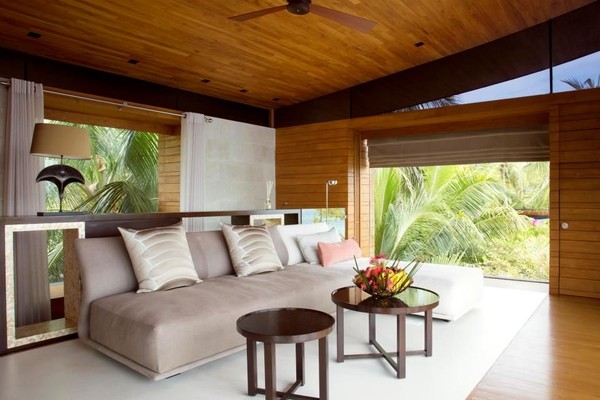 Dengan harga semahal itu, kamu bisa menikmati semua fasilitas yang ada di pulau pribadi ini. Termasuk dilayani 30 orang staff resort. (dok. Coco Collection)