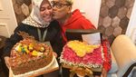 Begini Keseruan Uya Kuya dan Keluarga Saat Makan Enak