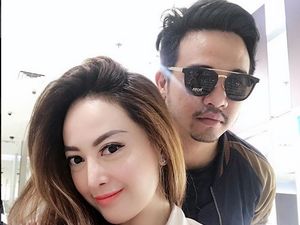 Lebih Banyak Diam, Roby Geisha Hadiri Sidang Cerai Perdananya