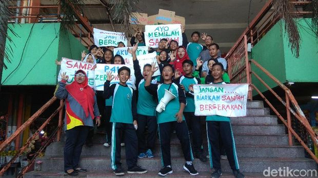 Potret SMP 'Nol Sampah' di Surabaya Penerima Penghargaan KLH