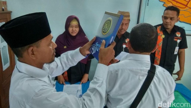 Enam Kades Terlibat Kampanye Paslon Pilkada Diperiksa Bawaslu Enam Kades Terlibat Kampanye Paslon Pilkada Diperiksa Bawaslu