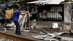 Penertiban Bangunan Liar di Stasiun Duri