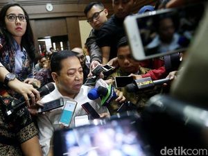 Hakim ke Elza Syarief: Novanto Minta Miryam Cabut BAP Kasus e-KTP?