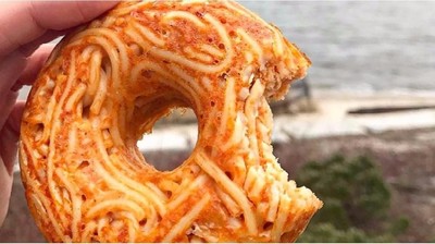 Yummy! Ini Dia 10 Donat dengan Bentuk Unik yang Bikin Kamu Penasaran