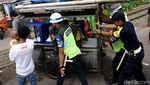 Penertiban Bangunan Liar di Stasiun Duri