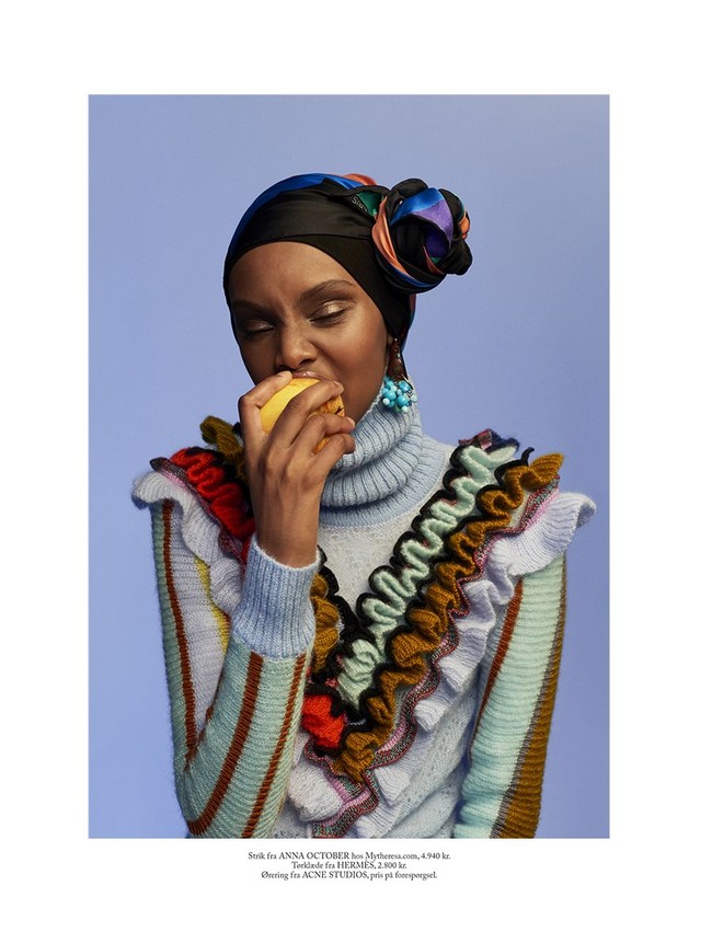 Amina Adan merupakan model berdarah Somalia yang tinggal di Denmark. Ia digaet agensi Unique Models, dan jadi satu-satunya model berhijab di agensi itu. Foto: Instagram