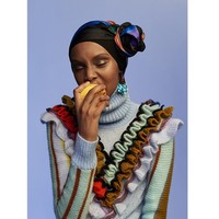 Amina Adan merupakan model berdarah Somalia yang tinggal di Denmark. Ia digaet agensi Unique Models, dan jadi satu-satunya model berhijab di agensi itu. Foto: Instagram