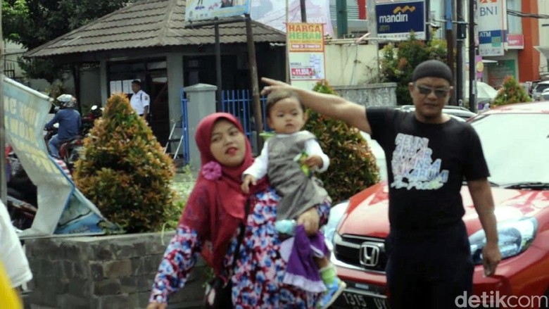 Ini Juru Parkir yang Siap Donorkan Matanya untuk Novel Baswedan Ini Juru Parkir yang Siap Donorkan Matanya untuk Novel Baswedan