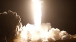 Foto: Detik-detik Peluncuran Roket Falcon 9 Milik SpaceX